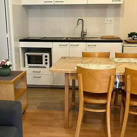 Studio Complet Renove Wifi Et Parking *