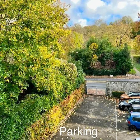 Studio complet rénové wifi et parking Apartamento Le Port-Marly