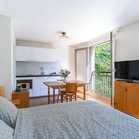 Apartamento Studio complet rénové wifi et parking