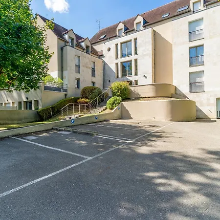 Studio complet rénové wifi et parking * Le Port-Marly